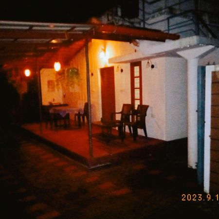 Marari La Rose Beach Homestay 마라리쿨람 외부 사진