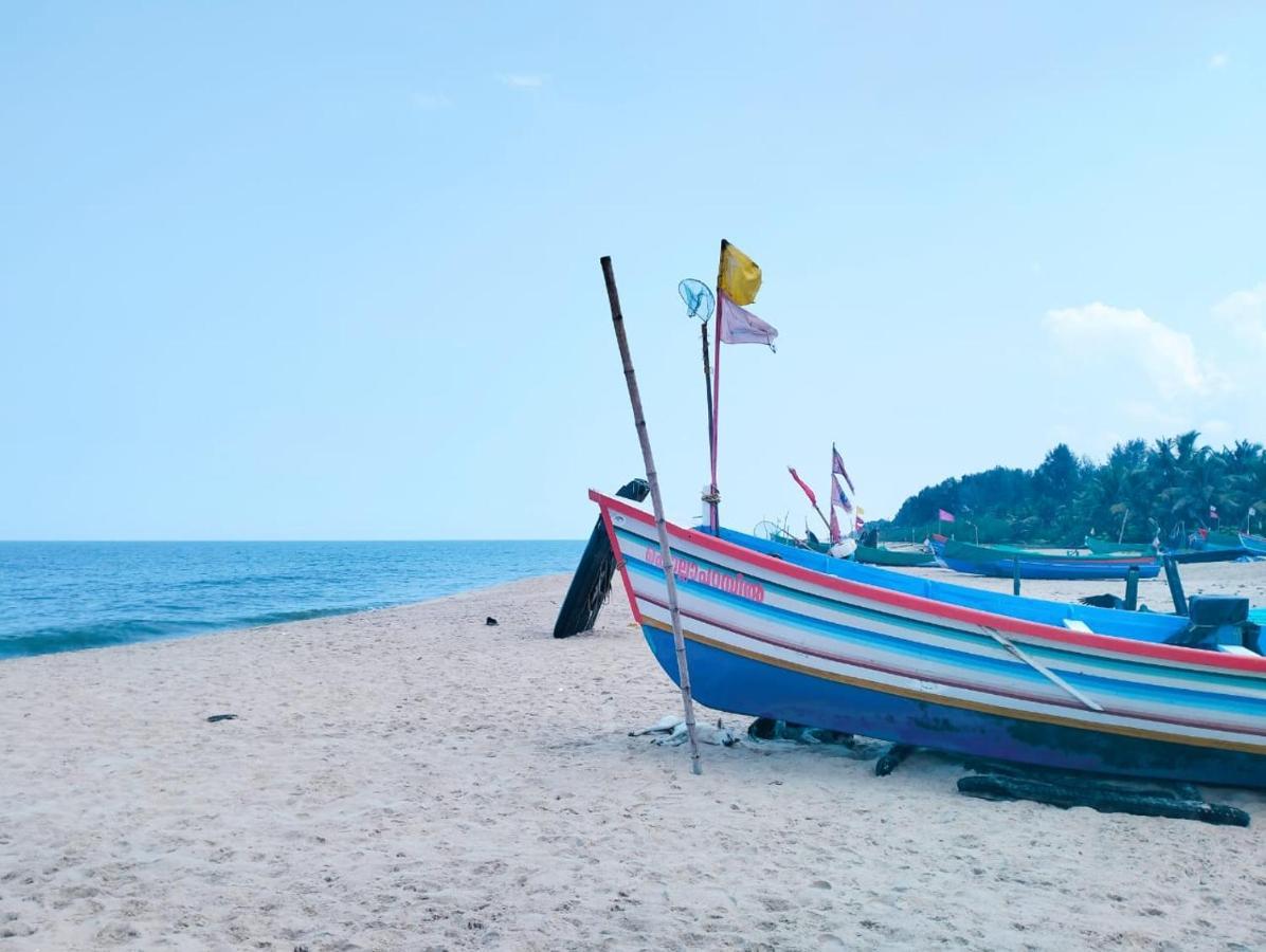 Marari La Rose Beach Homestay 마라리쿨람 외부 사진
